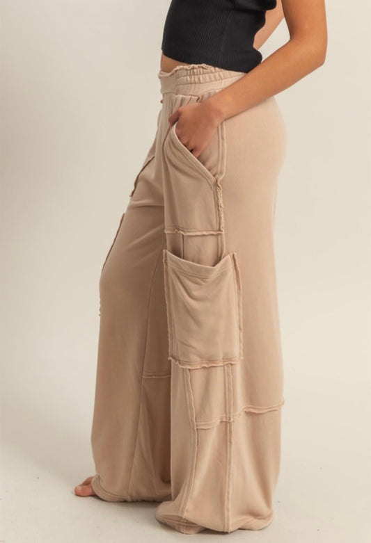A Neutral Girl Sweatpants